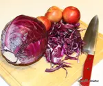 slicing-red-cabbage