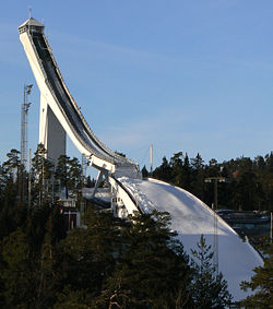 holmenkollen-skijump-oslo-norway