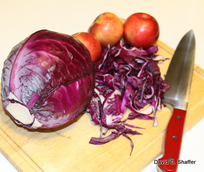 slicing-red-cabbage
